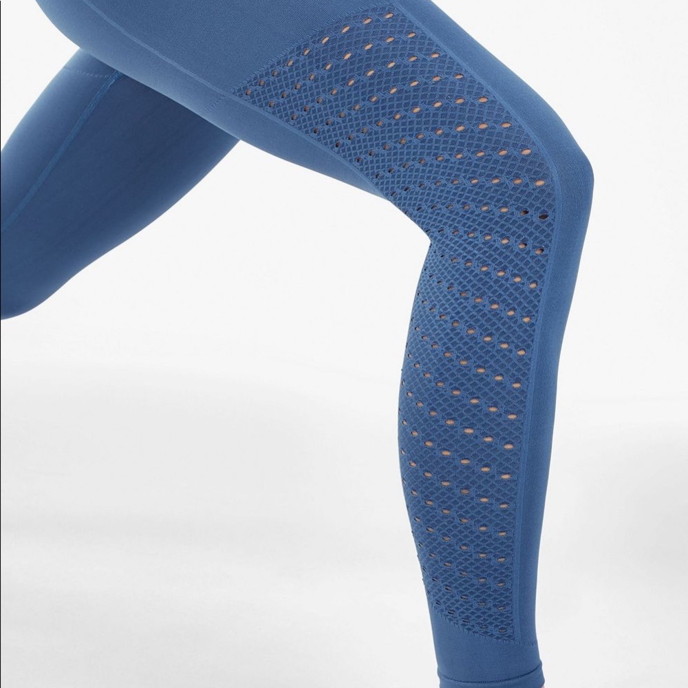 Fabletics Sync High Waist Perforated 7/8 Leggings